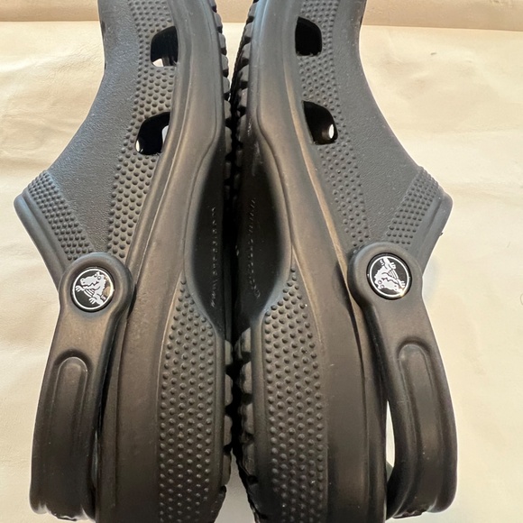 CROCS and BONUS JIBBITZ - Picture 7 of 8